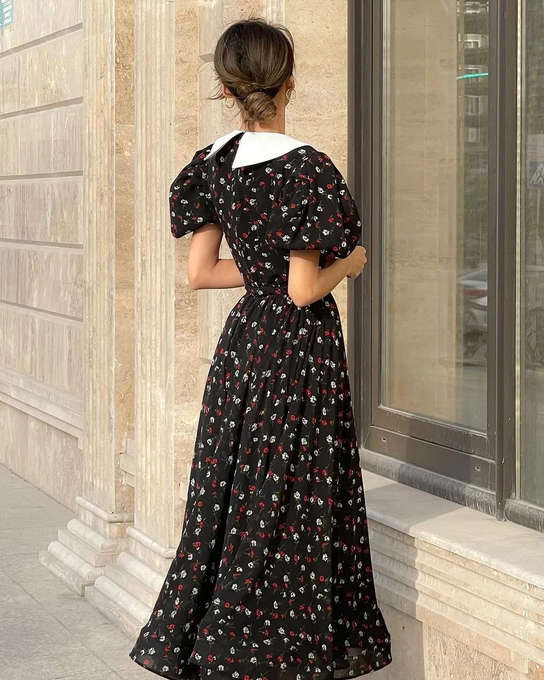 Black Printed White-Collar Dress