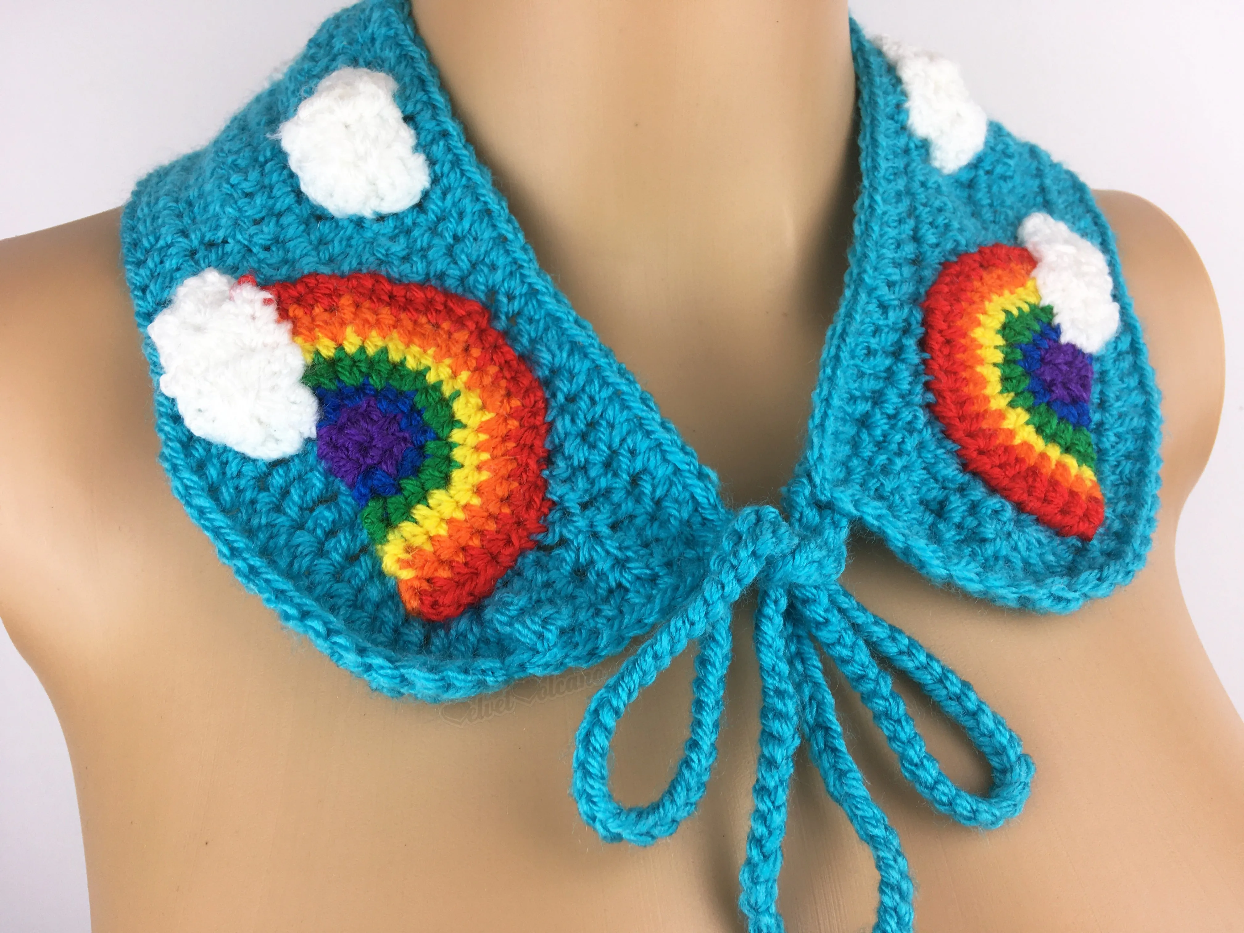 Bright Rainbow Cloud Collar (Turquoise)