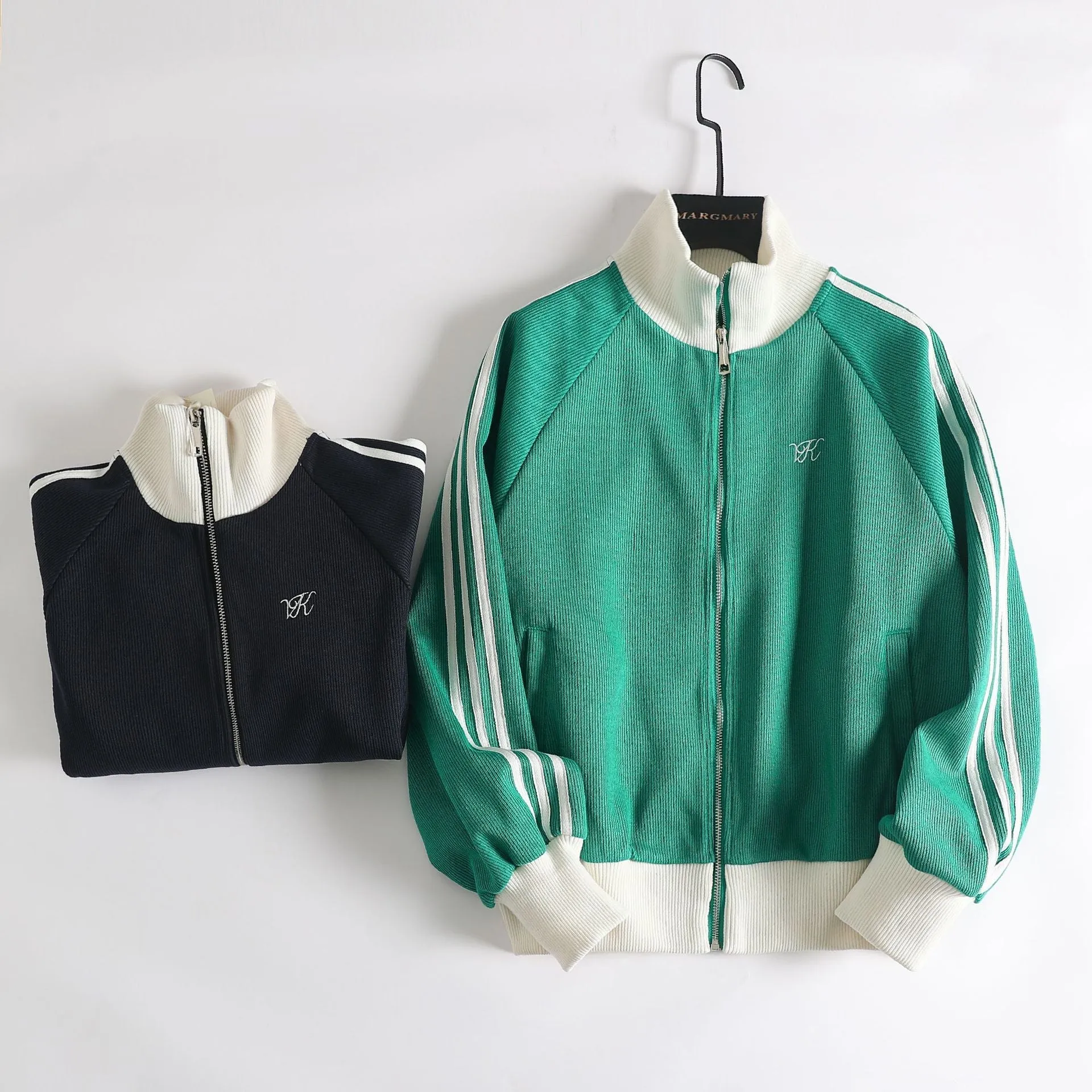 christmas outfit Sonicelife Contrast Zip Up Side Striped Cardigan