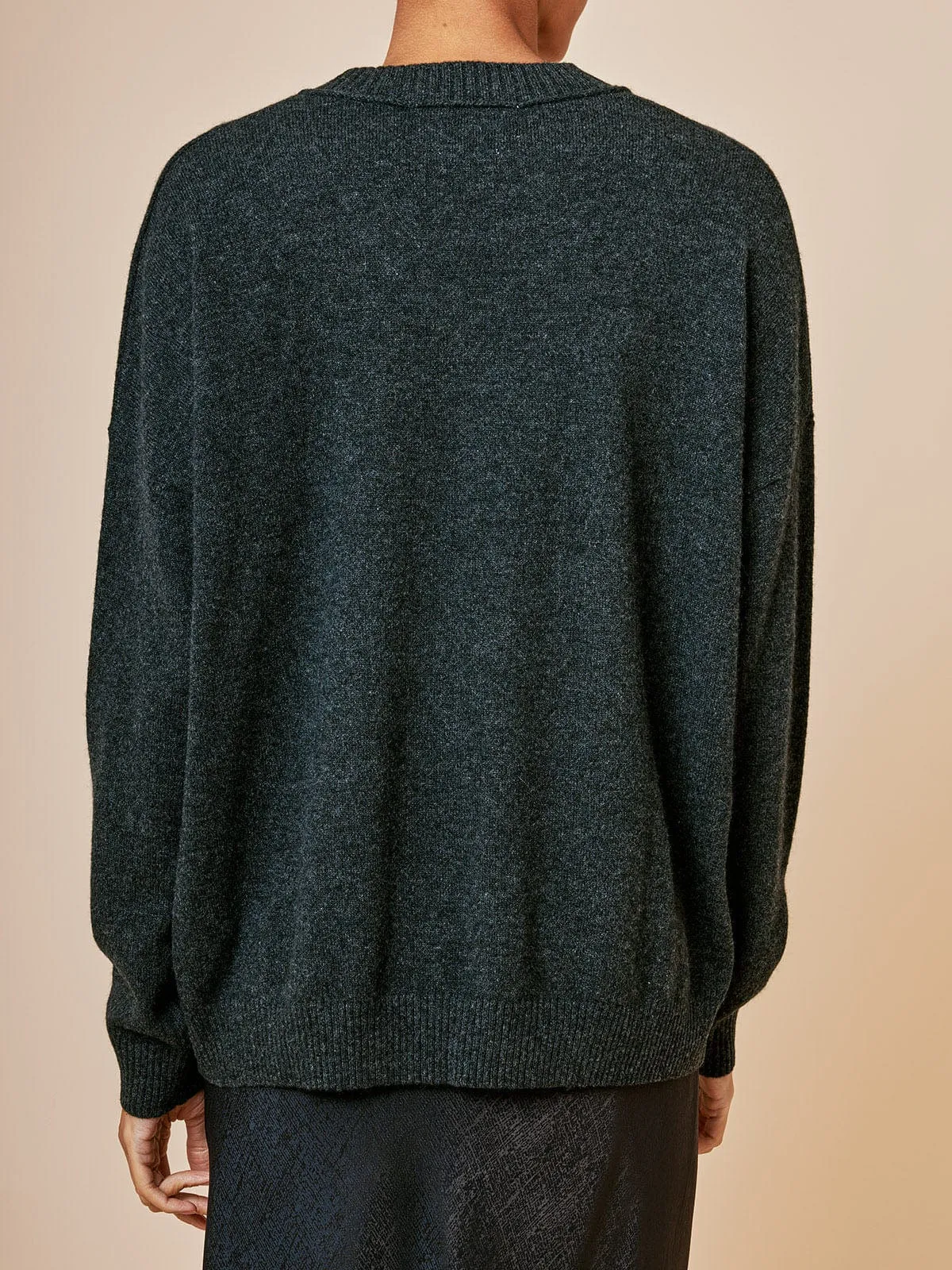 Coachella Long V Jumper – Charcoal