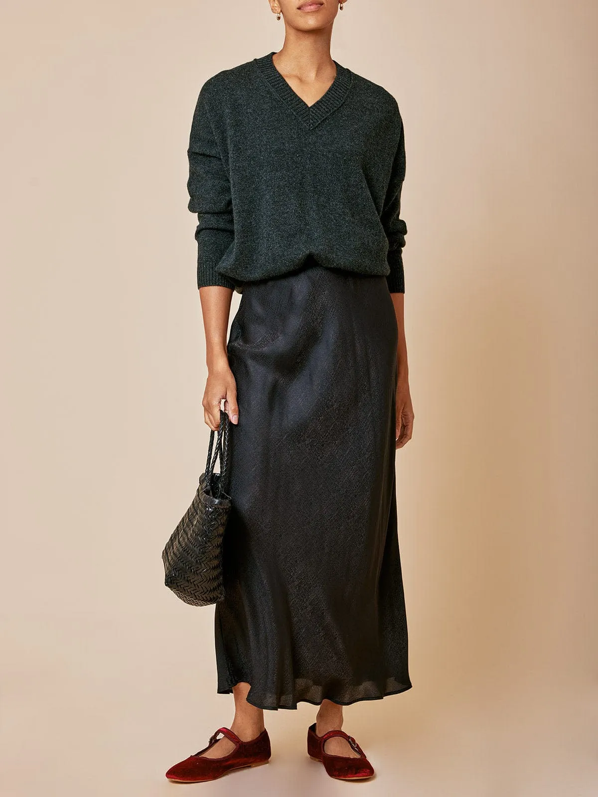 Coachella Long V Jumper – Charcoal