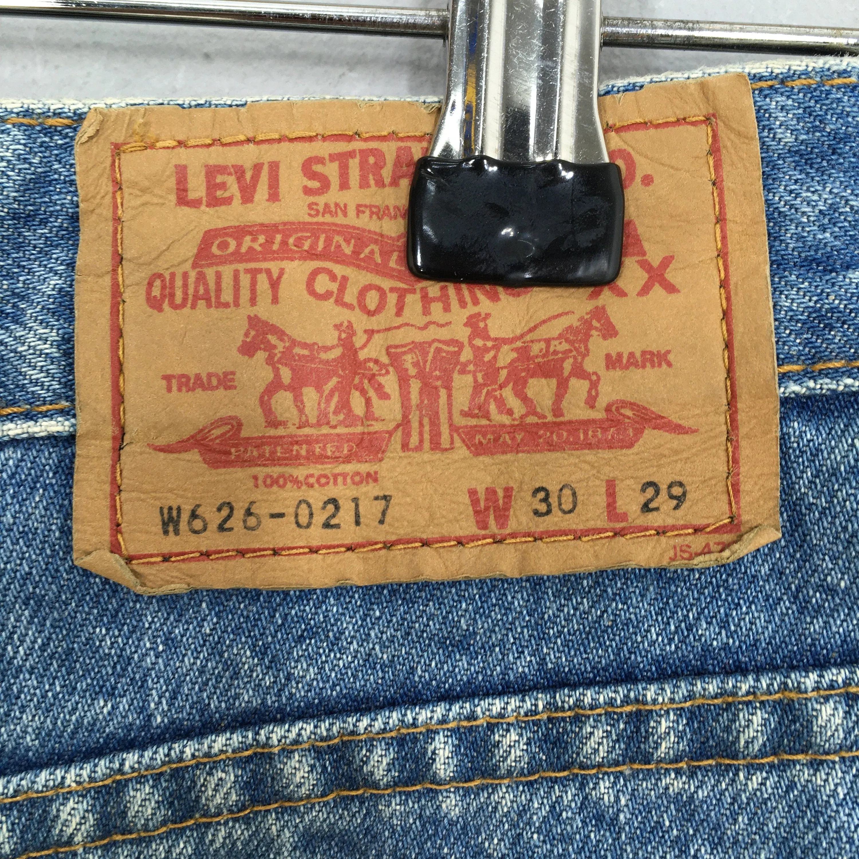Levi's 626 Faded Mom Jeans Light Washed Size 26x28.5