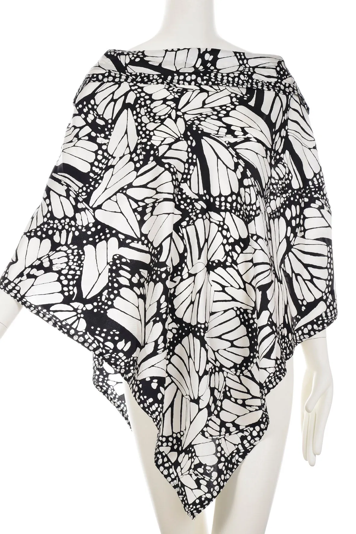 MACRO MONARCH BUTTERFLY PONCHO