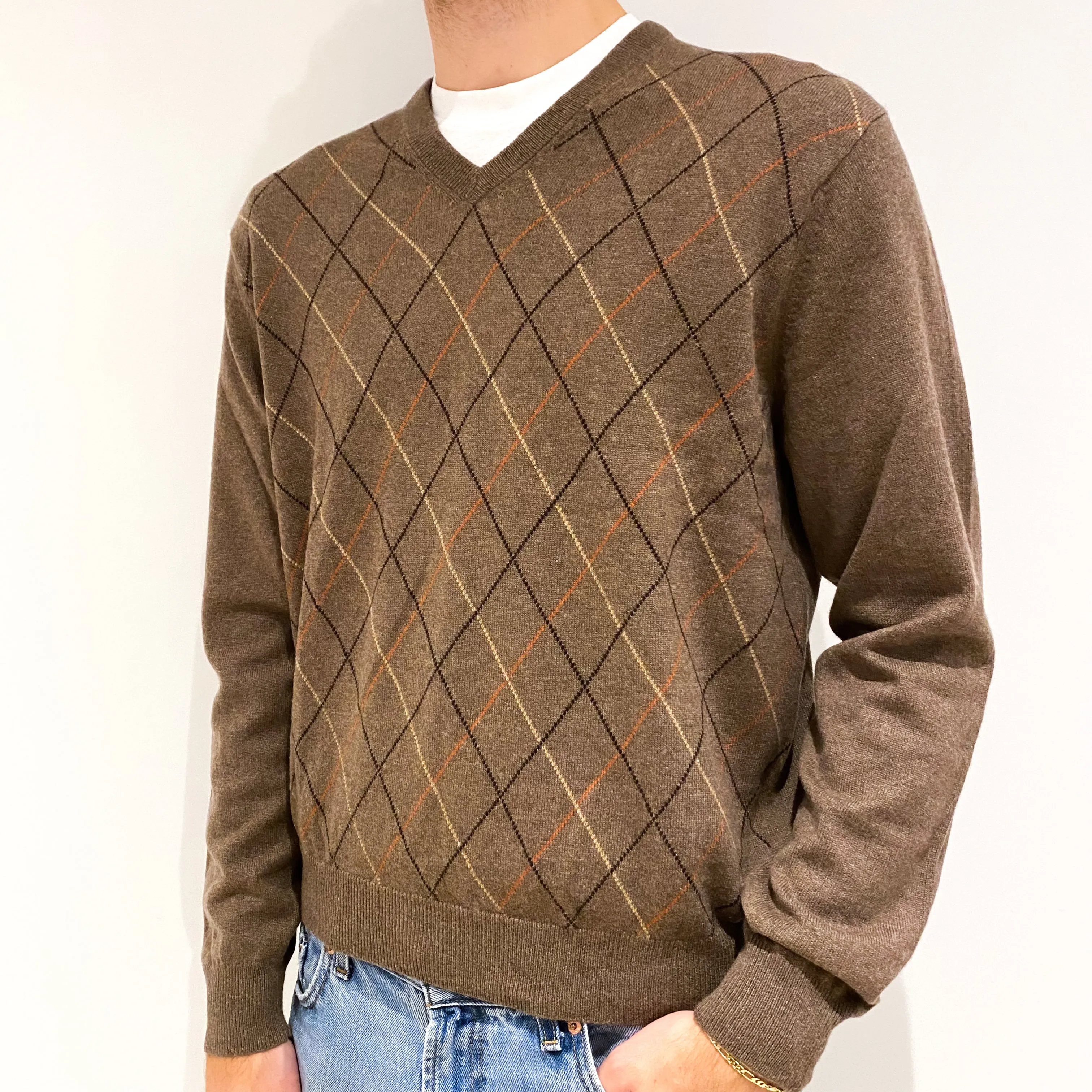 Men's Mocha Brown Diamond Pattern Cashmere V-Neck Jumper Large