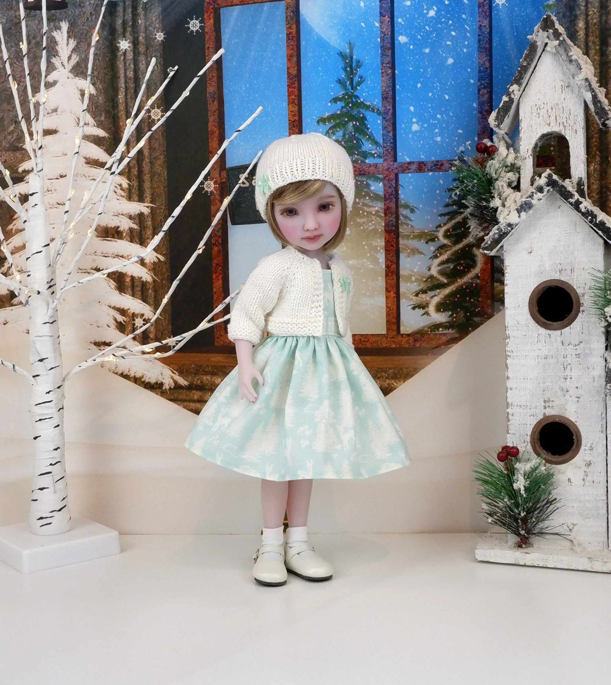 Soft Noel - dress and sweater with shoes for Ruby Red Fashion Friends doll