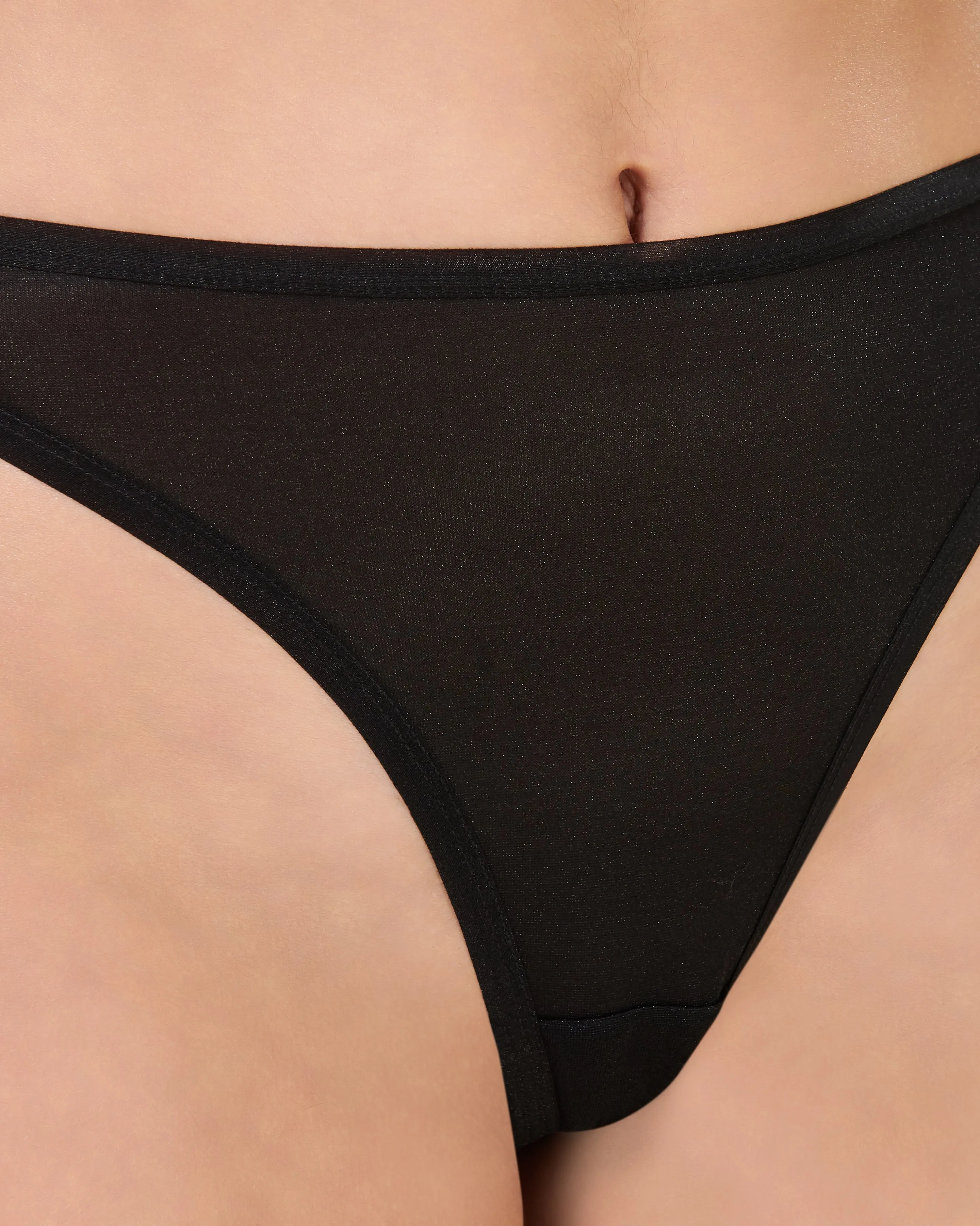 Thena High-Waist Thong Black